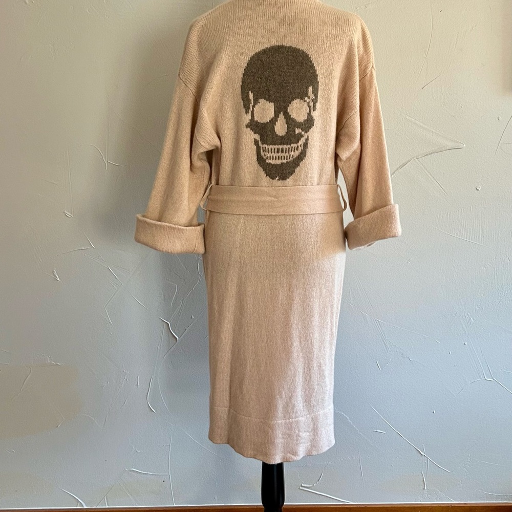 Blush Pink Skull Graphic Robe - Picture 5 of 5